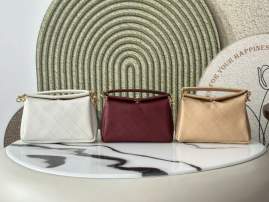 Picture of Chanel Handbags 2 _SKUfw242325232fw